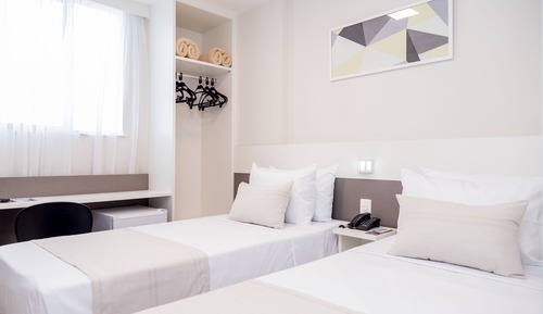 Habitación estándar con 2 camas individuales