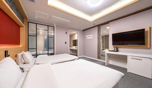 Room (Twin Room)