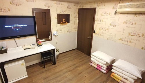 Room (Standard ondol)