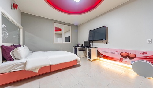Room (Grand (Styler OTT))
