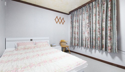 Room (Standard room-bed (Room air condition)