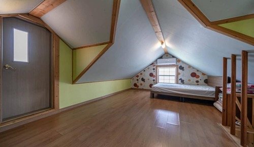 Room (Room303(Duplex Room))