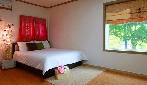 Room (Laon)