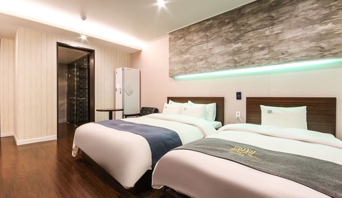 Room (Twin couple PC room (breakfast includ)