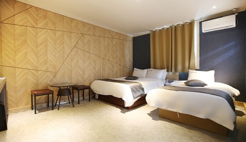 Room (Special Room)