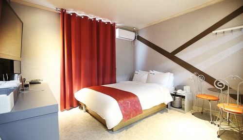 Room (Standard room)