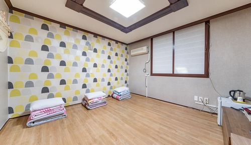 Room (On-dol)