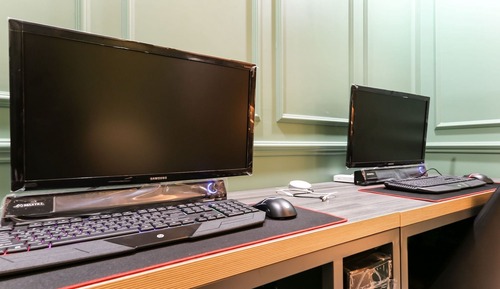 Room (Couple PC Room)