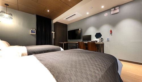 Room (Twin Room)