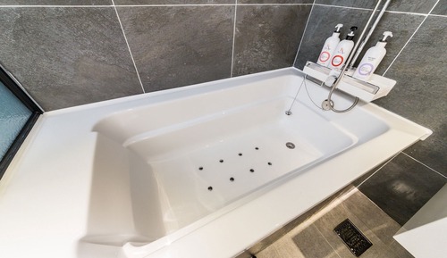 Room (Premium (1 person spa + Massage Chair)