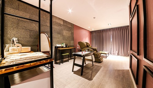 Room (VIP)