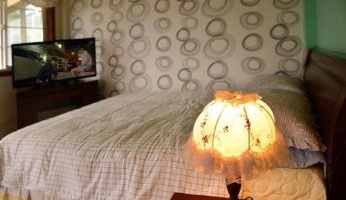 Room (Forsythia)