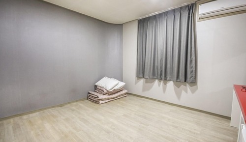 Room (On-dol)