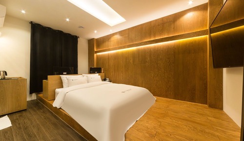 Room (Standard room)