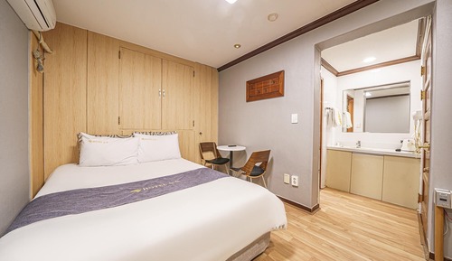 Room (Standard Room)