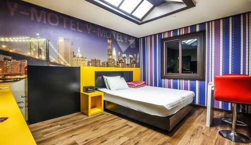Room (Special Room)