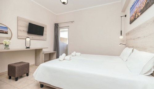 Annex Double Room with Garden View - 25m²