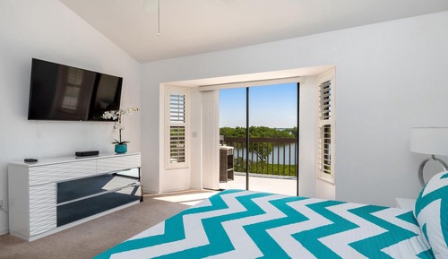Casa (2 Bedrooms)