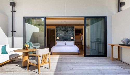 Habitación Deluxe, 1 cama de matrimonio grande (Pool)