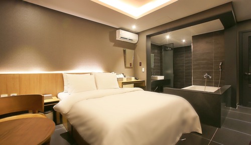 Room (General (non-smoking))