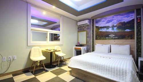 Room (Special Room)