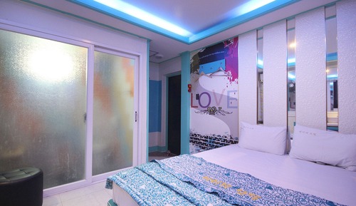 Room (Standard Room)