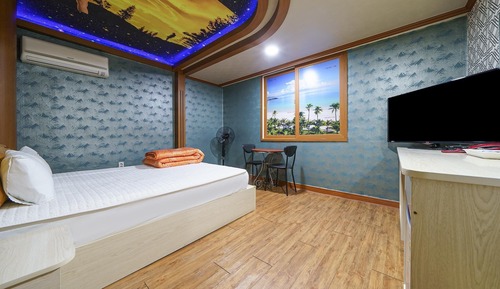 Room (General Room (Parking Inquiry))