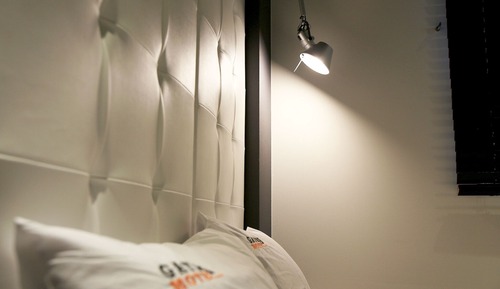 Room (Premium)
