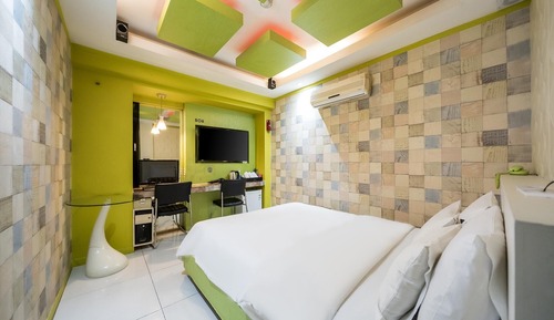 Room (Standard - Weekdays closing time 22:3)