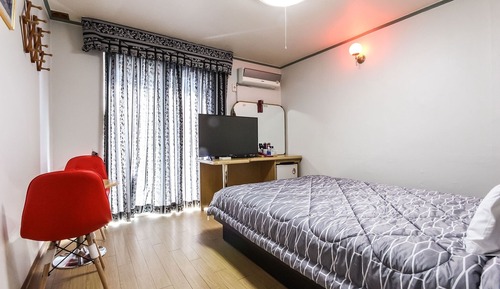 Room (Standard room B)