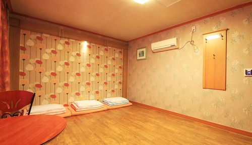 Room (Ondol A)