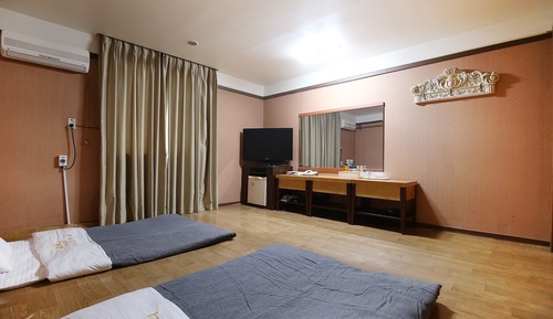 Room (Korean-style room (air conditioner re)
