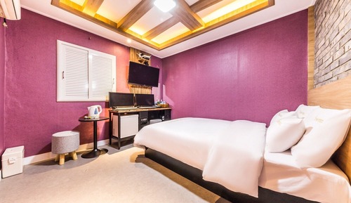 Room (Special Room)