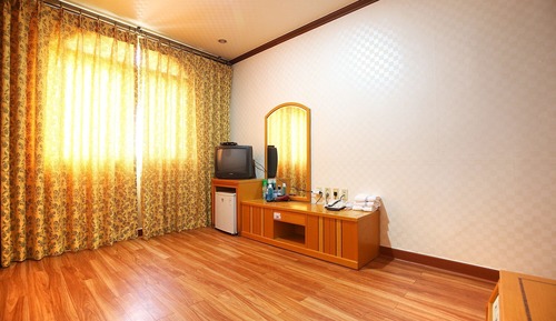 Room (Standard Room(floor heating system))