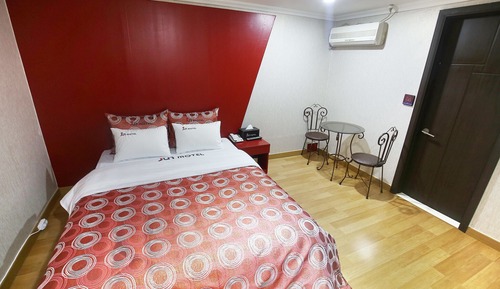Room (Standard room Y)