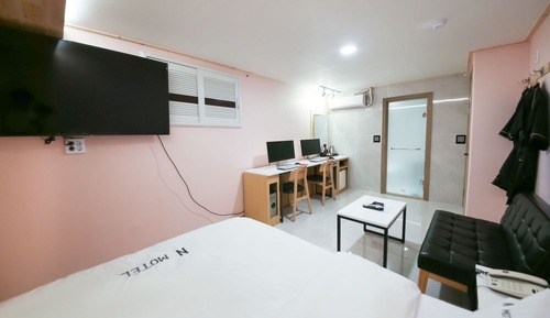 Room (Special Room 2 PC (All OTT Service Av)