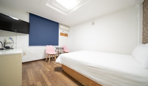 Room (Standard Room)