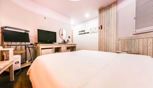 Room (Standard Room)