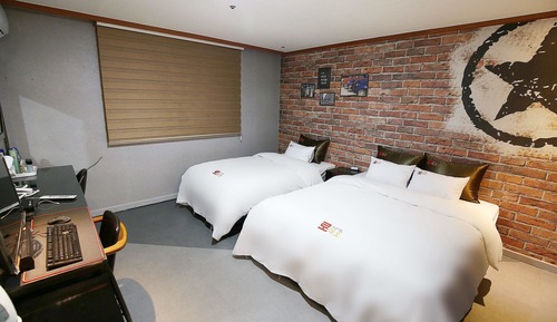 Room (Suite room (twin))