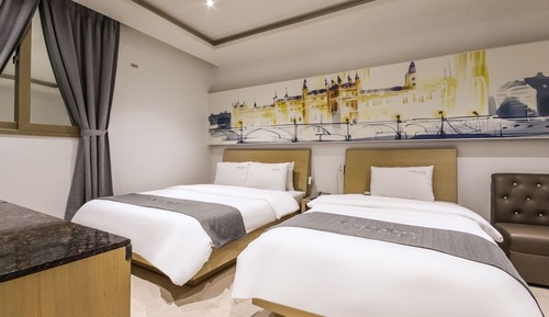 Room (Twin room (with styler double + singl)