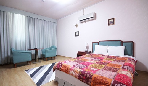 Room (Special Room)