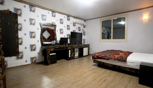 Room (Special Room)