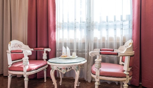 Room (Standard Room B)