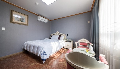 Room (Standard Room)