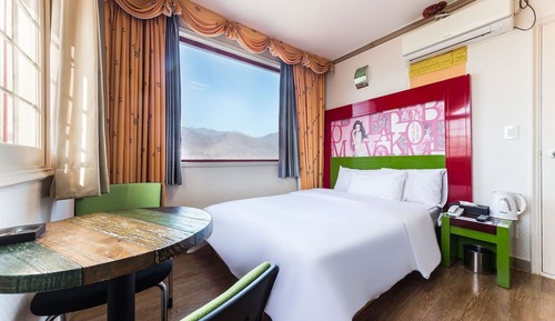 Room (Special Room)