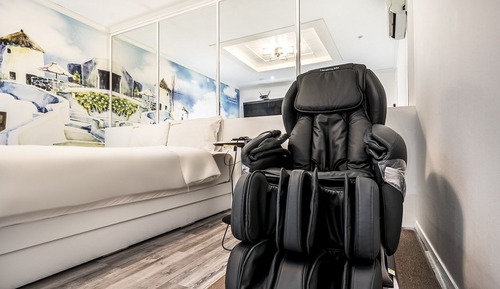 Room (Premium B (1 DBL 1 PC massage chair a)