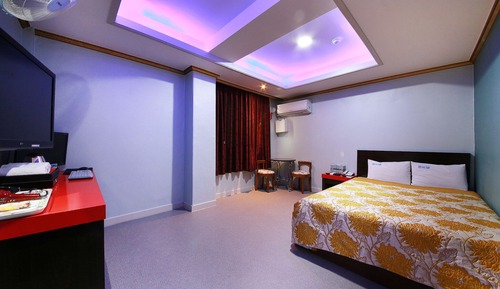 Room (Special Room)