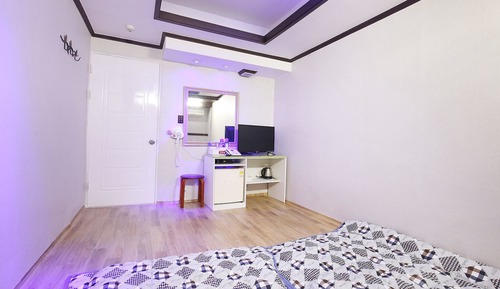 Room (Ondol (Family))