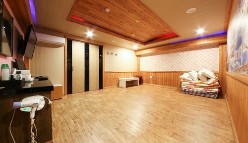 Room (Ondol (special room))
