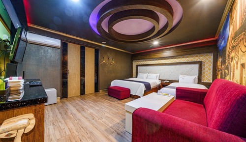 Room (GOD DealSpecial Room)